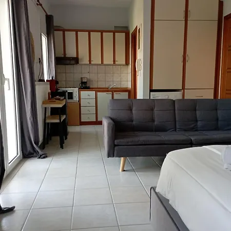 Gk Suites-Constantin View , Auto Check-In 24H Λάρισα Δωμάτιο φωτογραφία