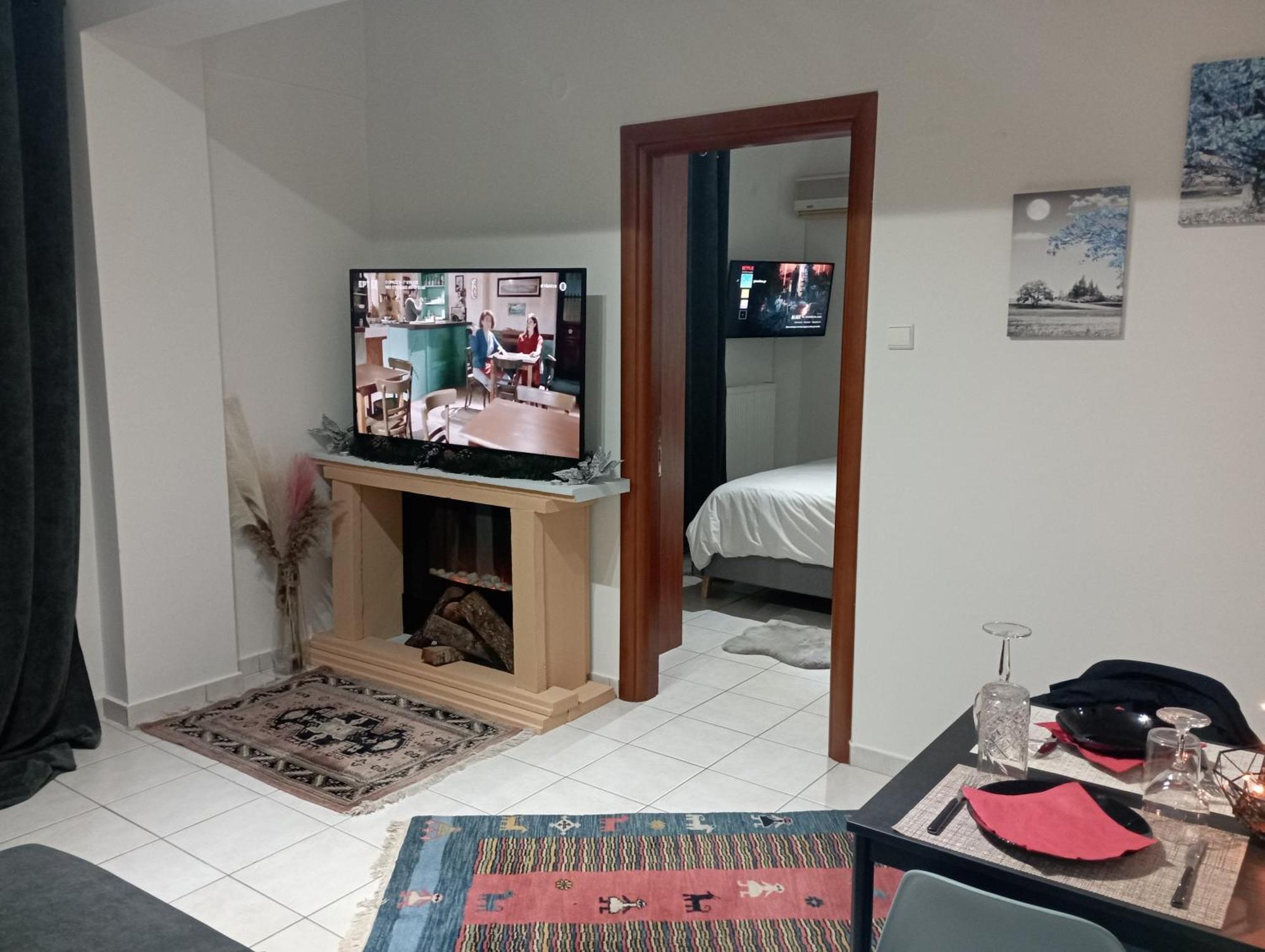 Gk Suites-constantin View , Auto Check-in 24h * Larissa