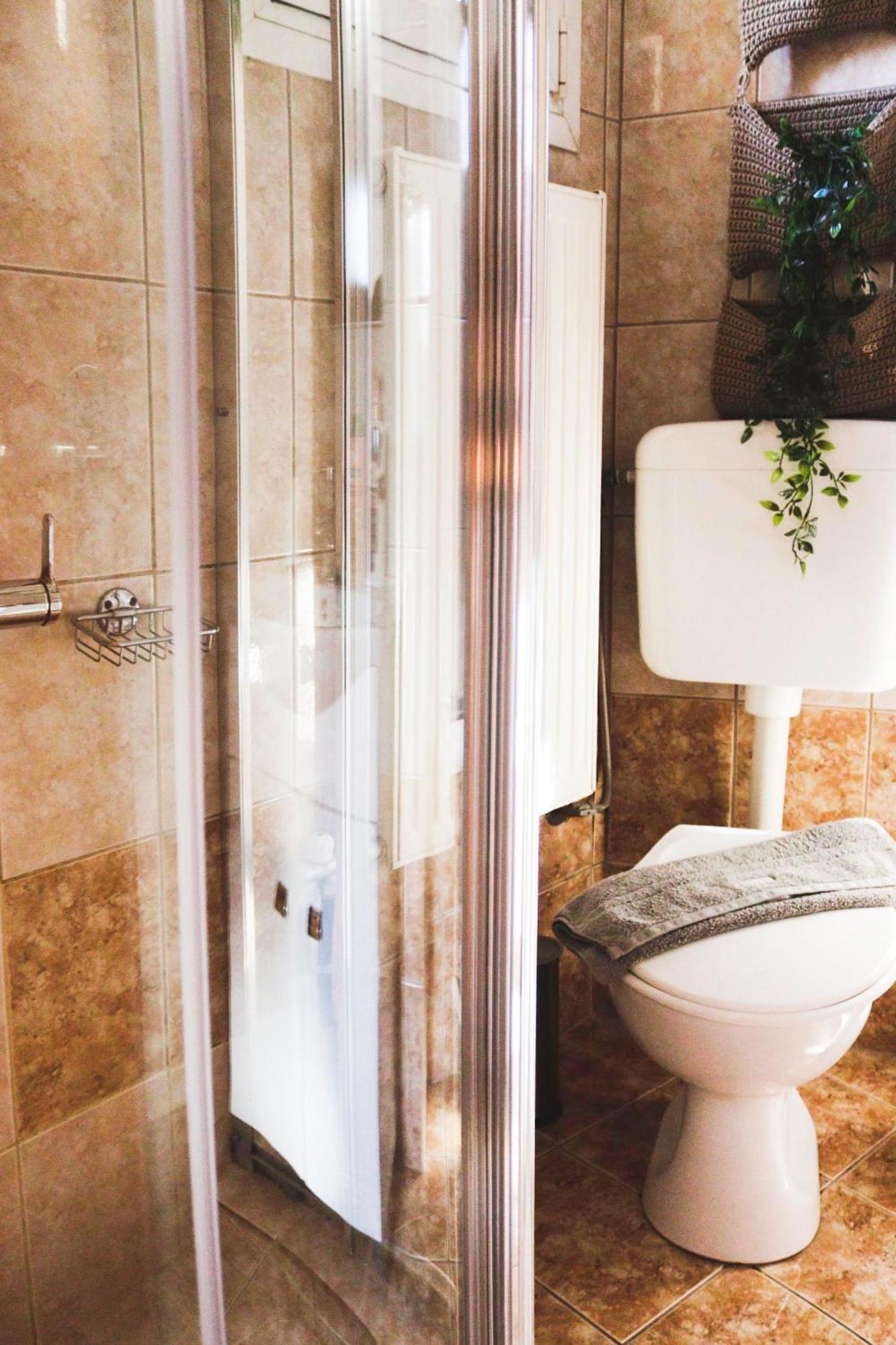 Apartment Gk Suites-constantin View , Auto Check-in 24h