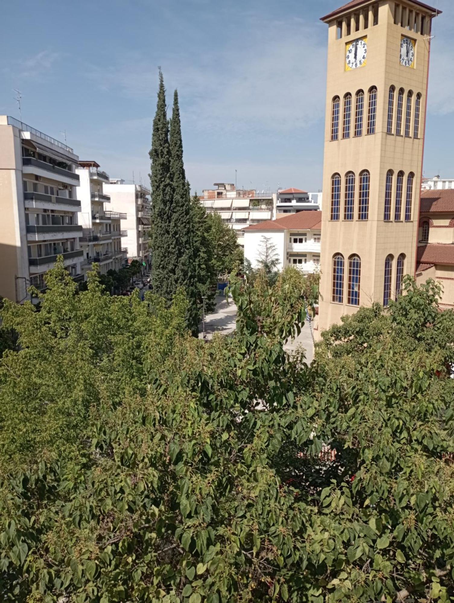 Gk Suites-constantin View , Auto Check-in 24h * Larissa
