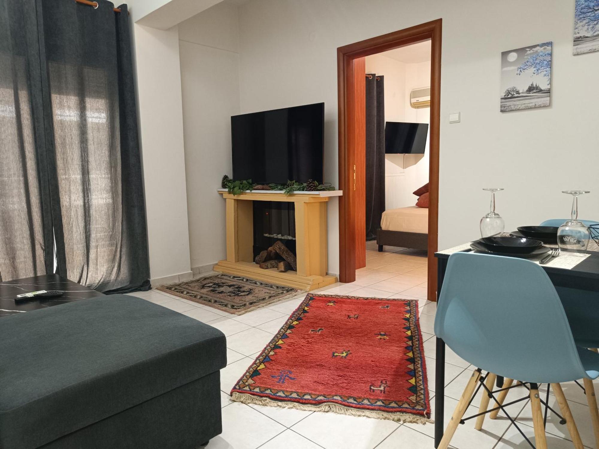 Gk Suites-constantin View , Auto Check-in 24h * Larissa